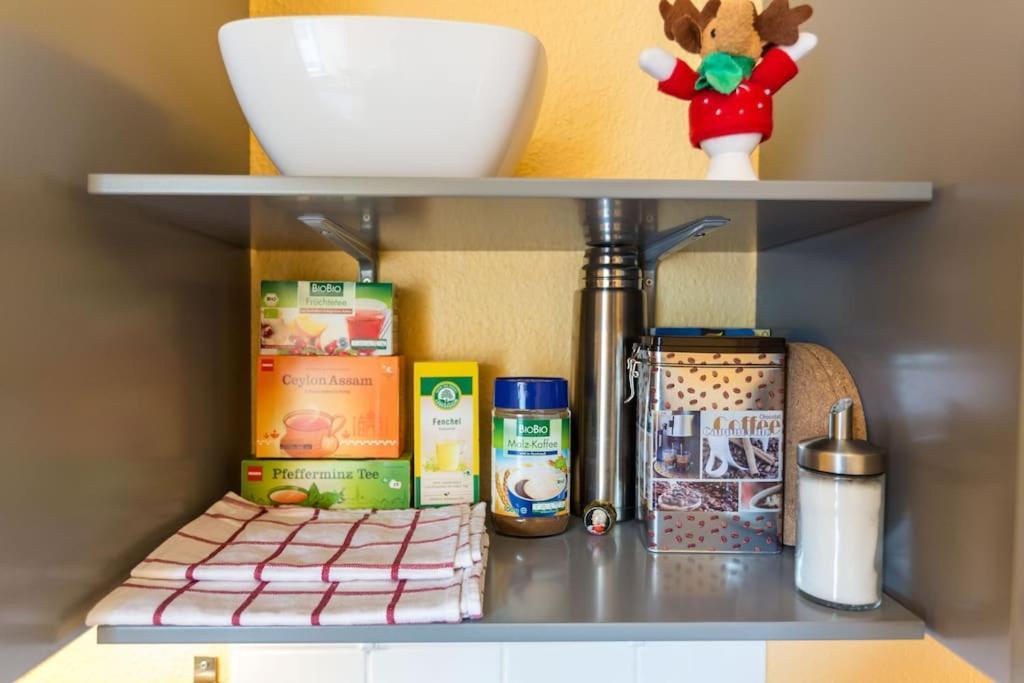 Zentrale Altbauwohnung Im Helmholtzkiez ベルリン エクステリア 写真